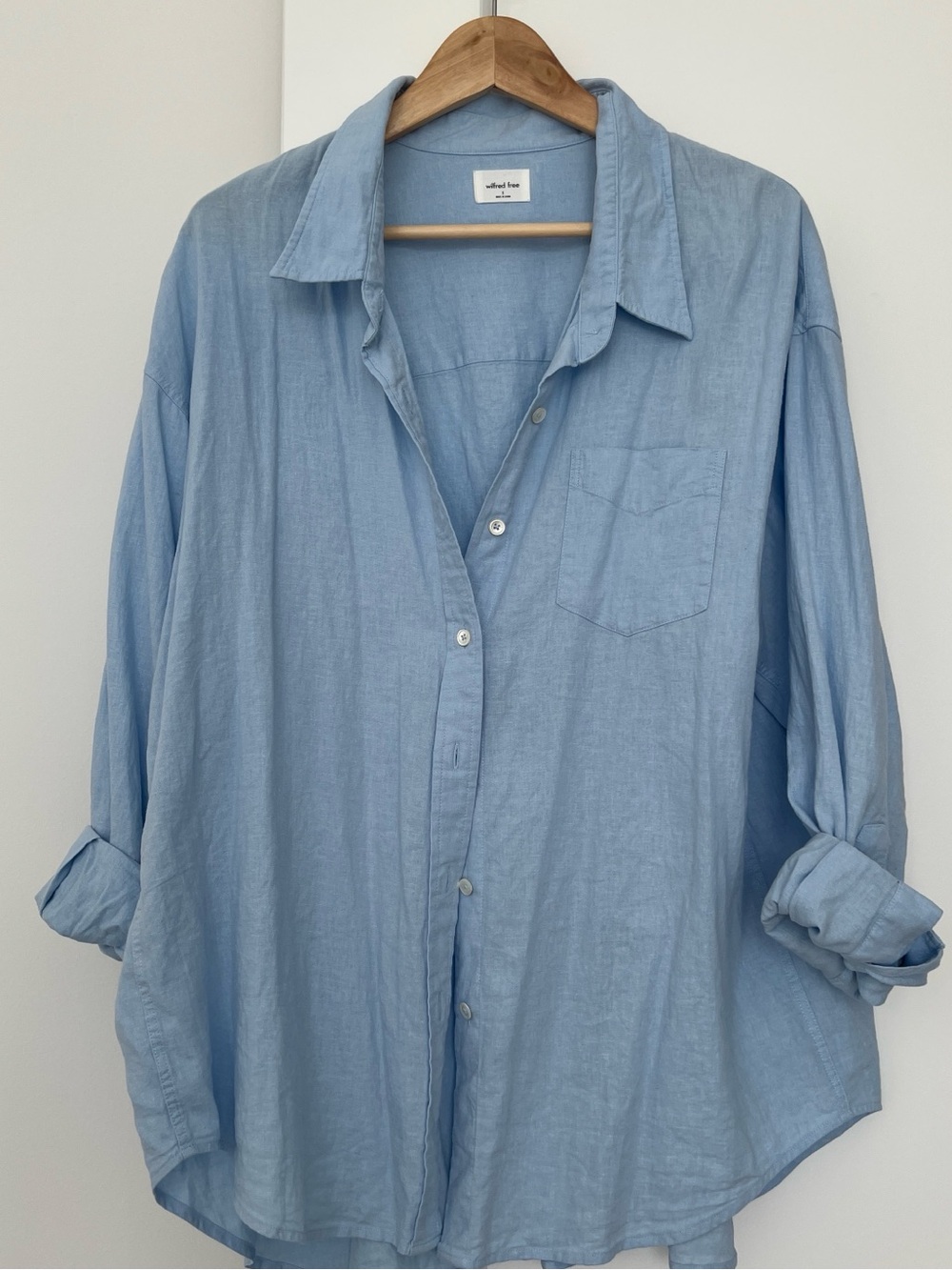 NWT Aritzia Wilfred Free Relaxed Linen Shirt GD Blue Pastel Light Blue Size S